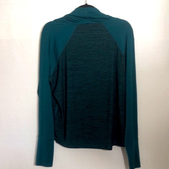 REEBOK exercise shirt, teal color, size Small - Picture 2 of 5